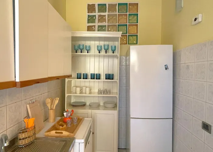 Maria Teresa Ii - Refined Living With Excellent Links - Via Alessandria - Quartiere Trieste דירה *